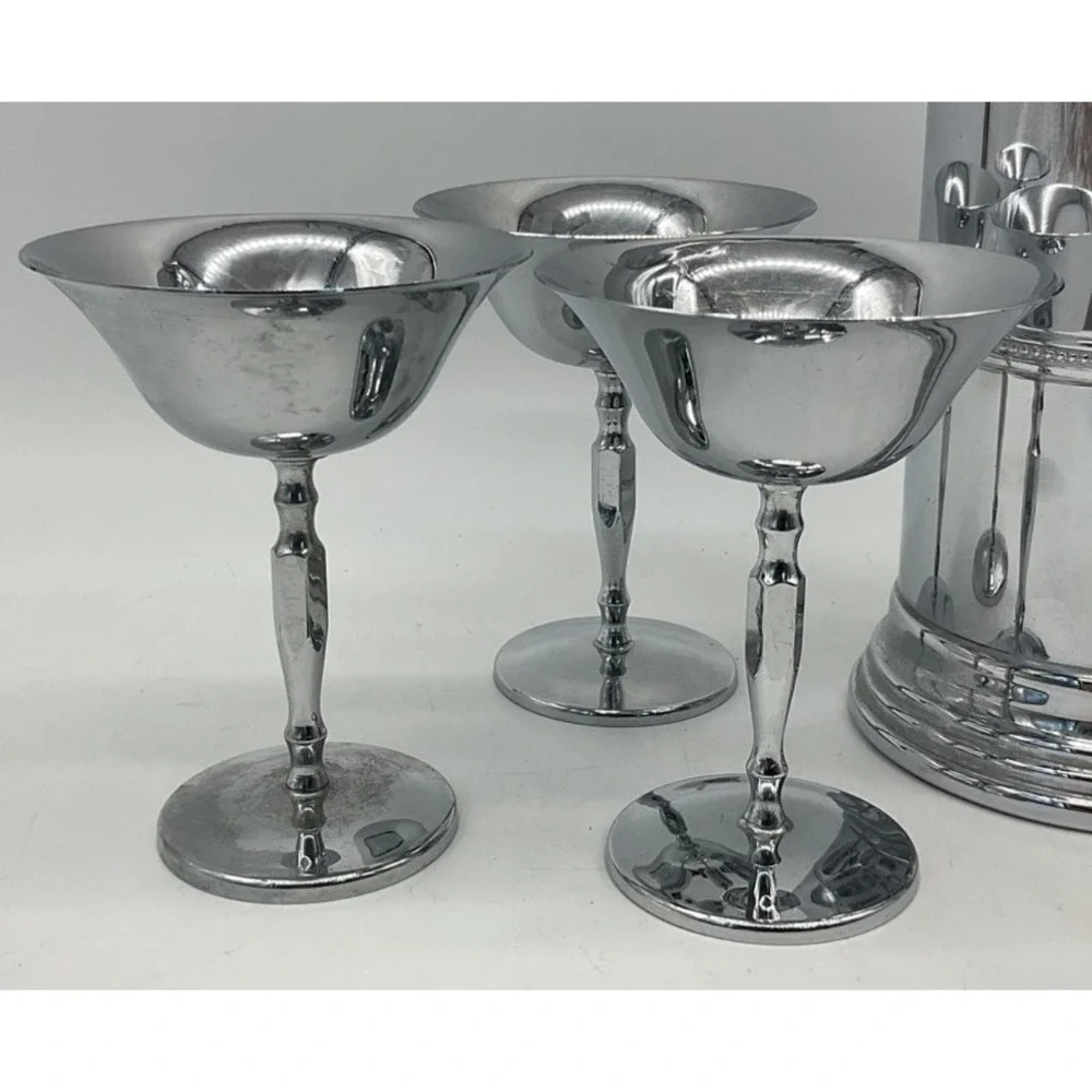 Cocktail Shaker Farber Bros. Krome-Kraft Bakelite Handle 6 Chrome Cocktail Glass